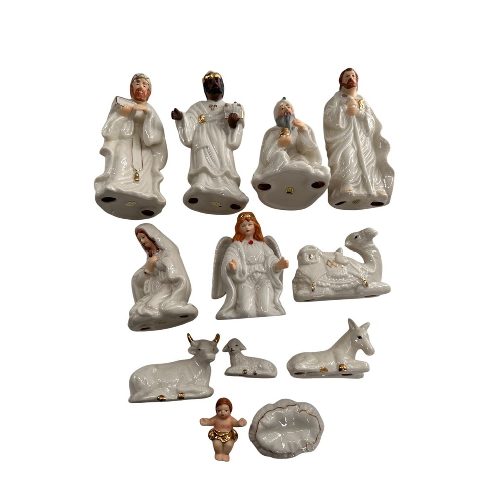 Vintage May Department Stores Nativity Christmas 12 Figures Wood Base Read